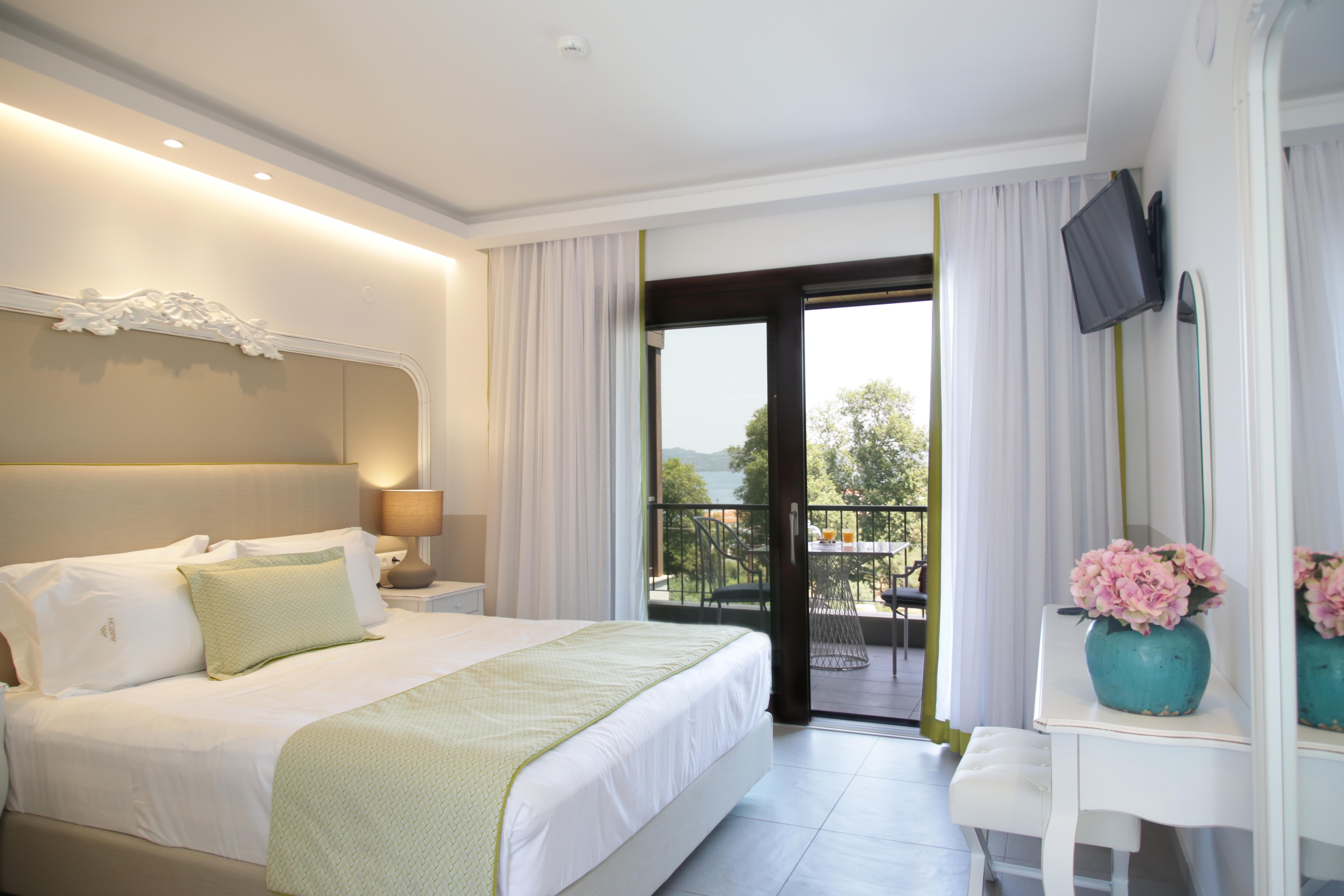 Avaton Luxury Beach Resort - Relais & Chateaux أُرانّوبولي المظهر الخارجي الصورة