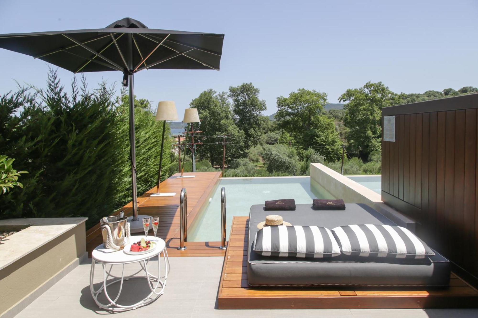 Avaton Luxury Beach Resort - Relais & Chateaux أُرانّوبولي المظهر الخارجي الصورة