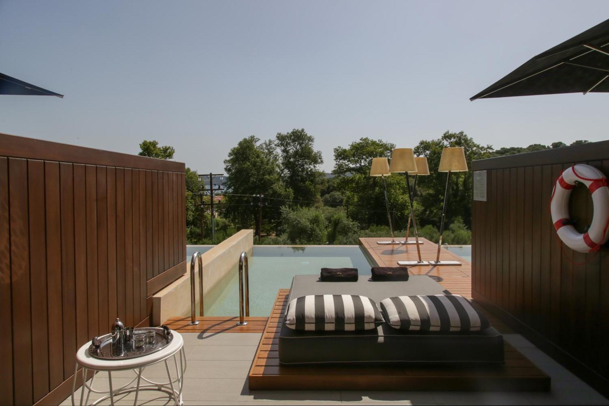 Avaton Luxury Beach Resort - Relais & Chateaux أُرانّوبولي الغرفة الصورة